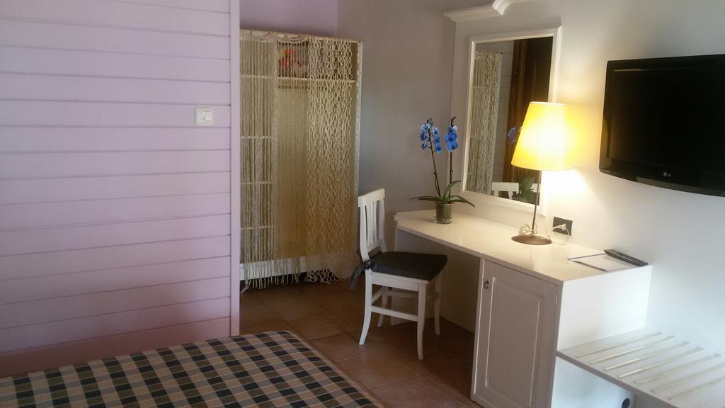Motel 7 Laghi Castelletto Di Branduzzo Extérieur photo