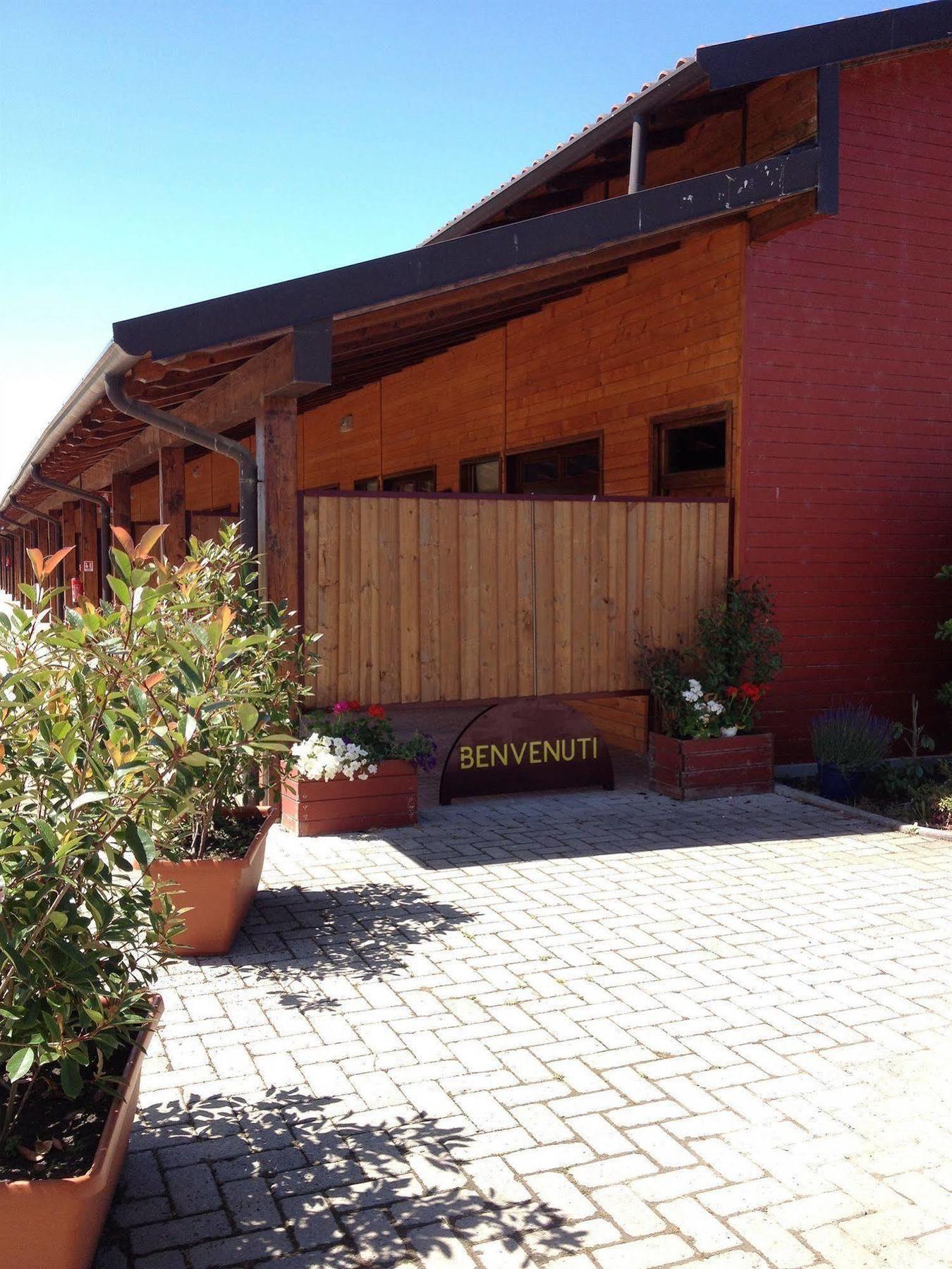 Motel 7 Laghi Castelletto Di Branduzzo Extérieur photo